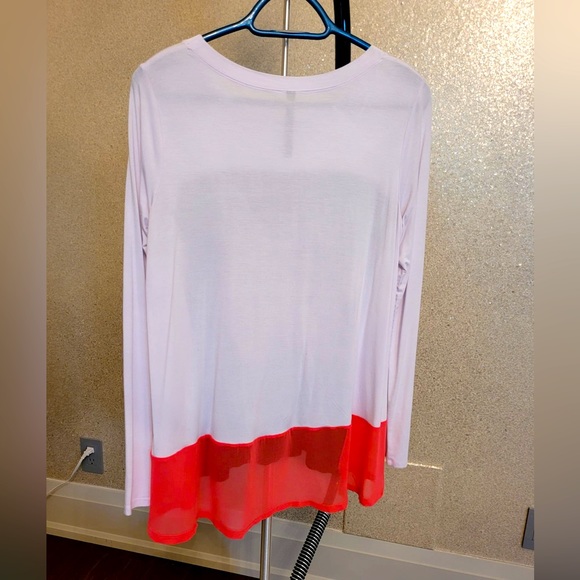 Tana + Bee top - Picture 2 of 2